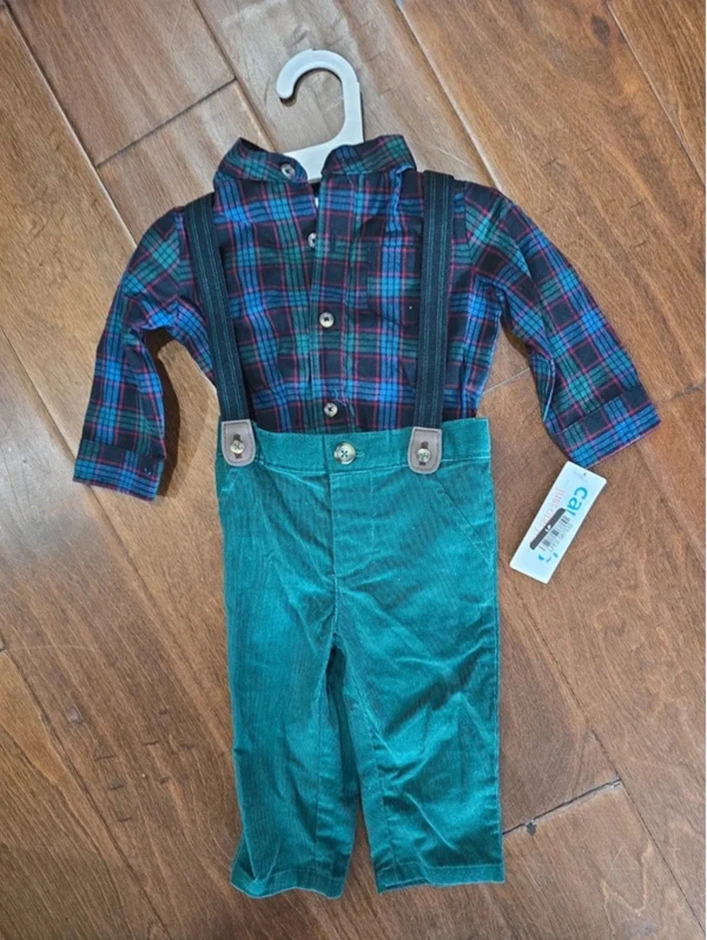 6m brand new overall outfit from carter's item.273G4
